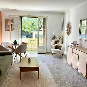 Appartement Bel Lumineux Et Calme A 10min A Pied Du Centre Aix Avec Parking Et Air Conditionne, Aix-en-Provence