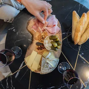 3* 호텔 The Originals Aix Schuman