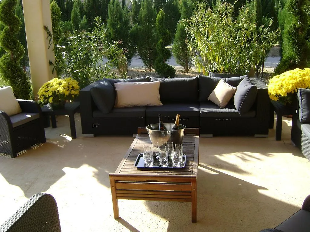 Villa Bastide des Lauves à Aix-en-Provence 0*,